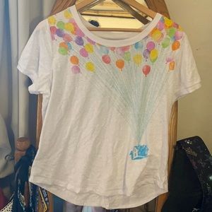 🤍 🎈  Disney Parks UP shirt.